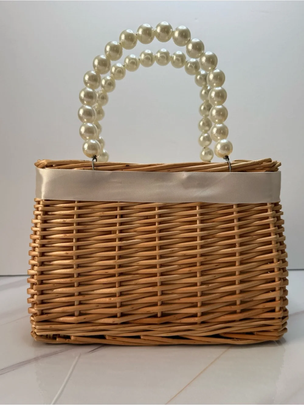 Pearl-Handle Wicker Bag in Natural and Ivory